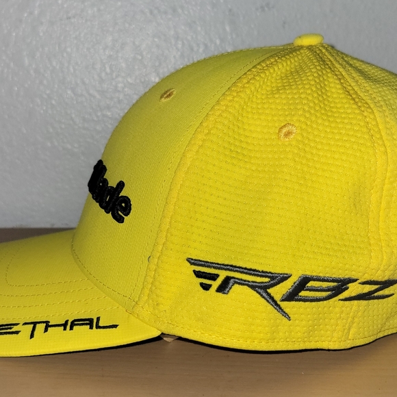 Mens TaylorMade Golf Hat Size L/XL Lethal 1R RBZ Flex Fit Yellow - Picture 3 of 6